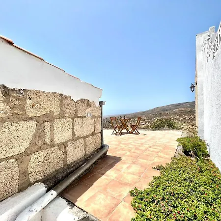 Casa Cueva Con Barbacoa, Wifi Y Vista Inmejorable A Oceano Atlantico Fasnia